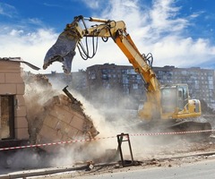 Demolari constructii diverse: case, blocuri, hale etc.