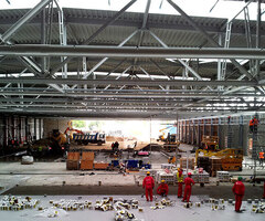 Montam panouri sandwich / constructii metalice