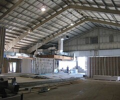 Montam panouri sandwich / constructii metalice