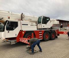 Inchiriez macara/le de 22T, 50T, 65 T,80T, 100T, 140T,200T,300T