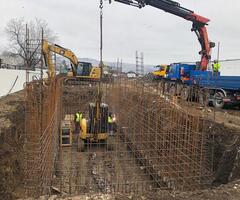 Excavatii de mari si mici dimensiuni cu evacuare pamant (pt:case, hale,blocuri,hypermarket-uri etc)